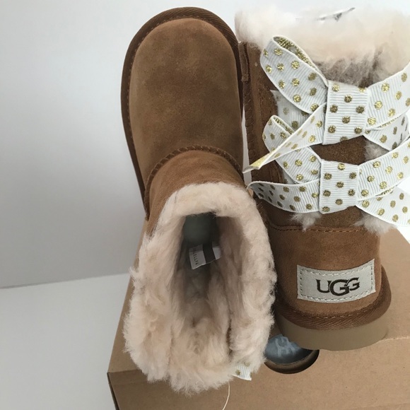 UGG Bailey Bow II Polka Dots Boots - Picture 5 of 8
